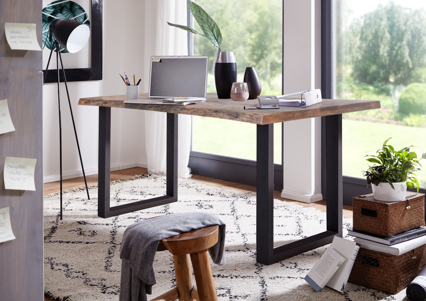 Esstisch TI-0485 Mangoholz Massiv Metall Natur Schwarz U-Fuß Esszimmer Küche