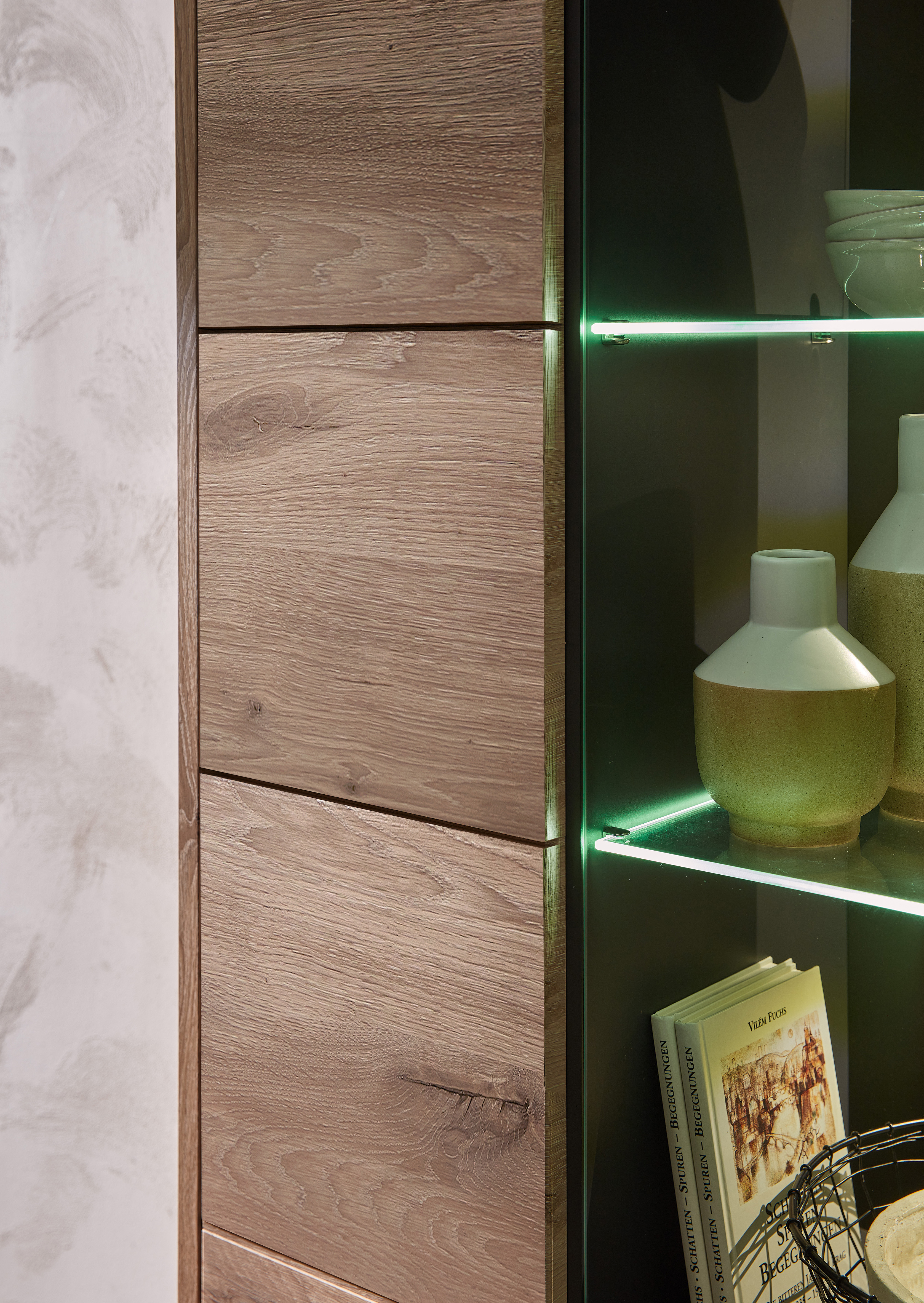 Vitrine Bellano Wohnzimmervitrine Wohnzimmer Wohnzimmerschrank Schrank Anrichte Vitrine Bellano Wohnzimmervitrine Wohnzimmer Wohnzimmerschrank Schrank Anrichte