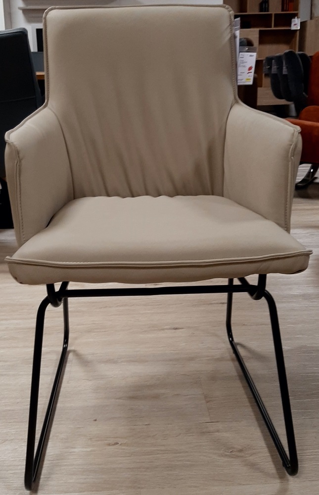 Esszimmerstuhl Flair mit Armlehne in beige und schwarzen Gestell Stuhl Küchenstuhl